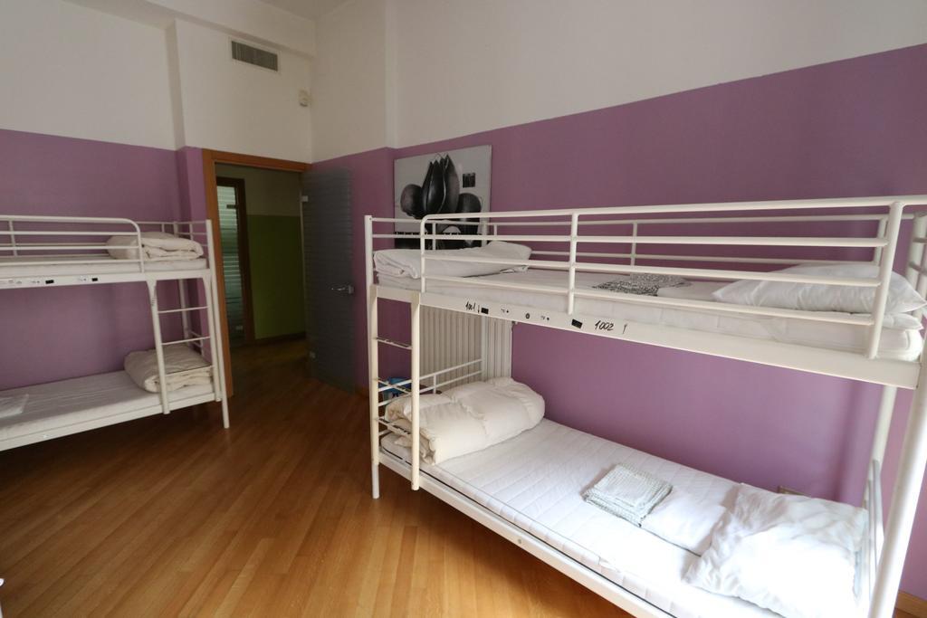 Panda Hostel Milano Exteriör bild