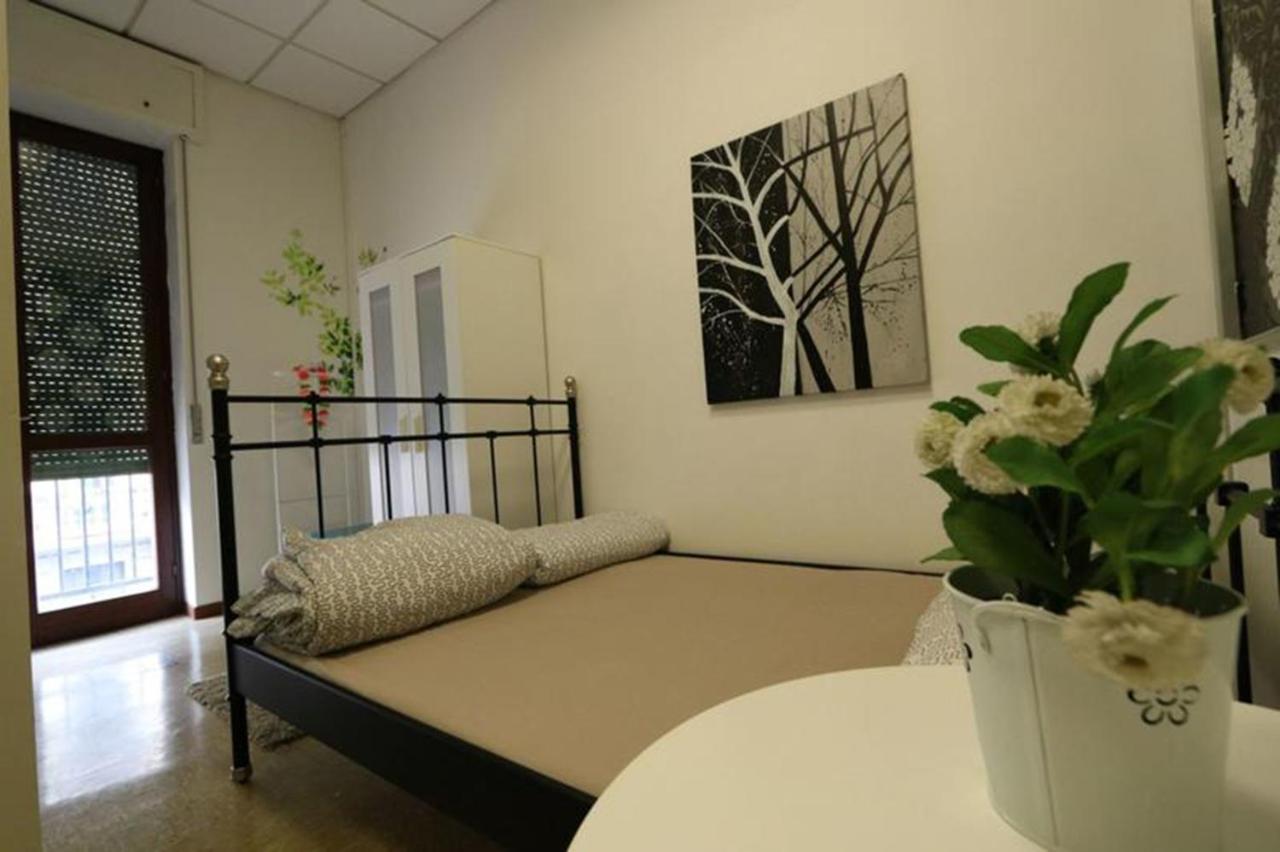 Panda Hostel Milano Exteriör bild